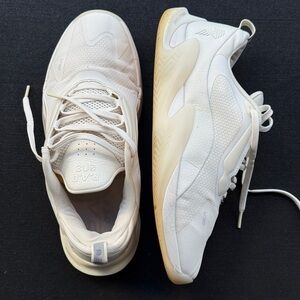 R.A.D. One V2 (triple white) 9.5